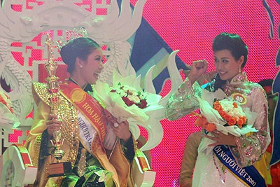 Khoảnh khắc khó quên trong đêm đăng quang - 9