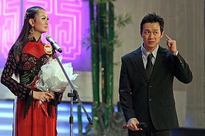 Khoảnh khắc khó quên trong đêm đăng quang - 4