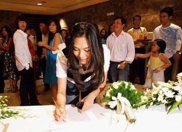 Nhiều "sao" đến dự lễ đính hôn Quang Dũng - Jennifer Phạm - 3