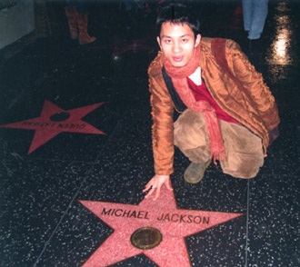 Những hình ảnh “độc” của Tùng Dương - 16 Những hình ảnh “độc” của Tùng Dương - 16