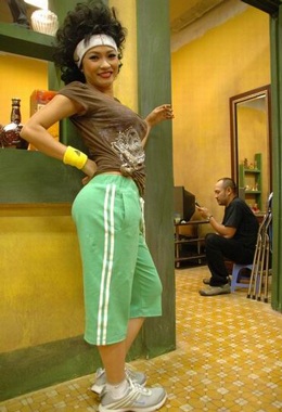 “Đột kích” trường quay Nụ hôn thần chết!  - 6