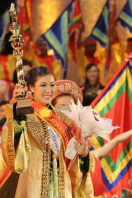 Chiêm ngưỡng dung nhan tân Hoa hậu Thế giới người Việt - 10