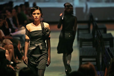 Nghĩ gì về “sân ga” Đẹp Fashion Show 7? - 6