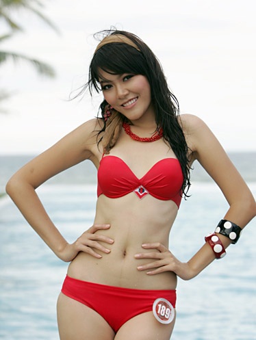 Chùm ảnh: Khoe “dáng kiều” cùng bikini đỏ - 15