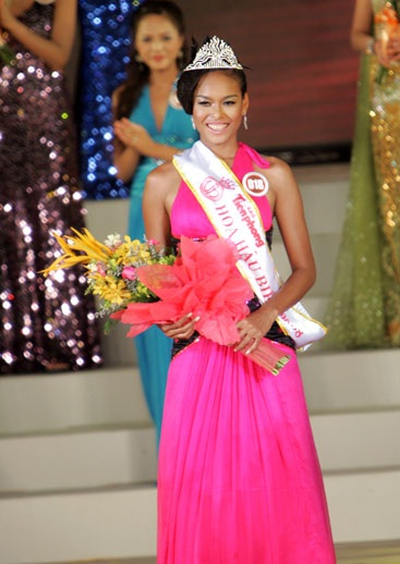 Trần Thị Thùy Dung đăng quang Hoa hậu Việt Nam 2008 - 19 Trần Thị Thùy Dung đăng quang Hoa hậu Việt Nam 2008 - 19
