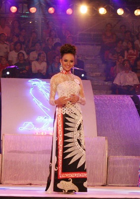 Hoa hậu Ngọc Diễm: Cuộc sống có thể thay đổi sau cuộc thi… - 1