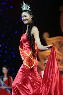 Đêm tôn vinh thưa vắng... - 3