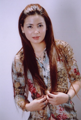 Diễn viên Quỳnh Hoa: “Tôi là người khó yêu” - 2 Diễn viên Quỳnh Hoa: “Tôi là người khó yêu” - 2