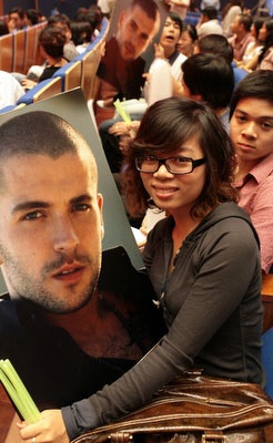 Shayne Ward - đêm qua thật “nóng”! - 13