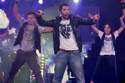 Shayne Ward - đêm qua thật “nóng”! - 1