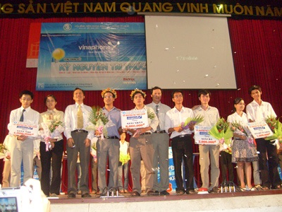 Tự hào game show “made by” sinh viên - 1