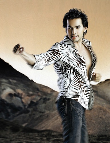 Tụt áo, hở ngực... chuyện nhỏ - 2