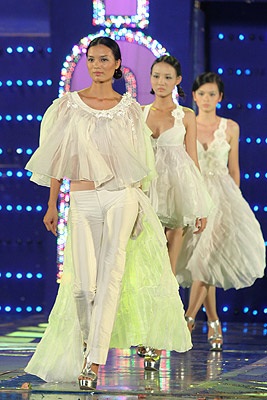 Đêm thời trang… “hài hước”! - 6 Đêm thời trang… “hài hước”! - 6