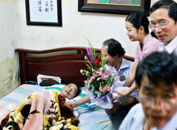 Nhà thơ Trịnh Thanh Sơn và sinh nhật cuối cùng - 1 Nhà thơ Trịnh Thanh Sơn và sinh nhật cuối cùng - 1