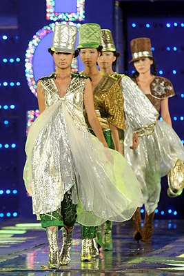 Đêm thời trang… “hài hước”! - 8 Đêm thời trang… “hài hước”! - 8