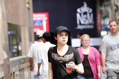 Lê Hiếu đang yêu… hết mình - 2 Lê Hiếu đang yêu… hết mình - 2