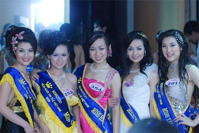 “Ban tổ chức Miss ITgo làm việc thiếu nghiêm túc” - 2 “Ban tổ chức Miss ITgo làm việc thiếu nghiêm túc” - 2