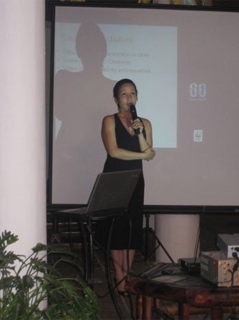 “Nóng” dần lên với Giờ trái đất - 2 “Nóng” dần lên với Giờ trái đất - 2