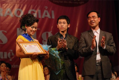 Miss ITgo đã tìm thấy “bông hoa” trí tuệ nhất - 15 Miss ITgo đã tìm thấy “bông hoa” trí tuệ nhất - 15