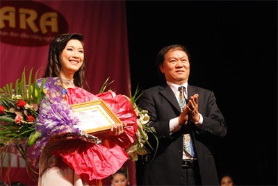 Miss ITgo đã tìm thấy “bông hoa” trí tuệ nhất - 14 Miss ITgo đã tìm thấy “bông hoa” trí tuệ nhất - 14