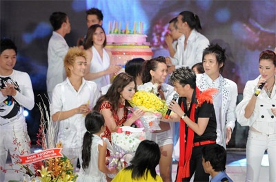 Chùm ảnh: Tiệc sinh nhật “nóng” của búp bê Thanh Thảo  - 15