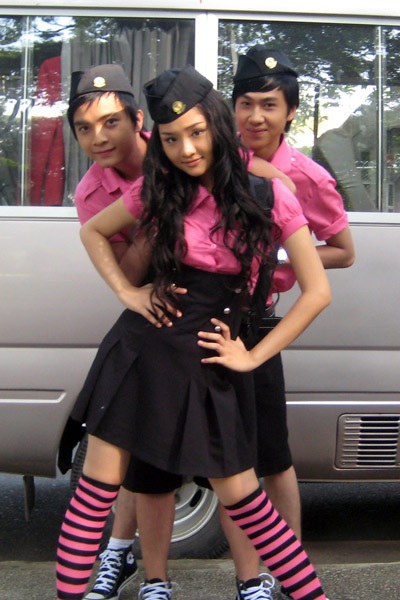 Ánh Nhật - cô gái mới lớn đã nổi tiếng - 3