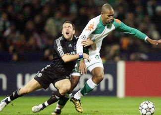 Thierry Henry, Joe Cole phải nghỉ tới hết 2006 - 2 Thierry Henry, Joe Cole phải nghỉ tới hết 2006 - 2