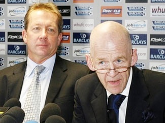 Tiễn Pardew cửa trước, rước Curbisley cửa sau - 1