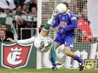 Tuyệt vời Takahara! - 2