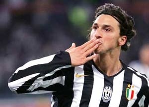 Vẫn là cuộc tranh chấp tốp đầu!  - 2