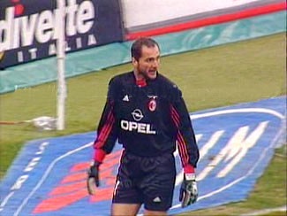 Những gã thủ môn tệ nhất thế giới! - 1