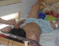 Cựu tuyển thủ Nguyễn Phi Hùng bị đâm trọng thương - 1 Cựu tuyển thủ Nguyễn Phi Hùng bị đâm trọng thương - 1