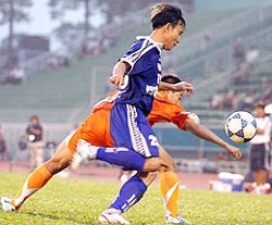 Những cái nhất của giai đoạn 1 V-League - 2