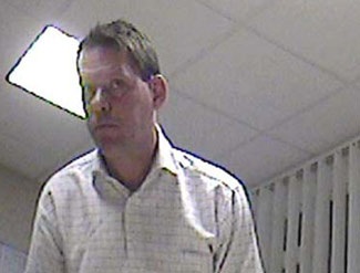 “Bão” tiêu cực bóng đá tràn tới nước Anh? - 4