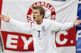 "Không có chuyện liên hệ với Newcastle" - 1