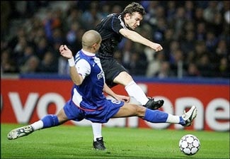 Sheva khai hỏa, lợi thế cho The Blues - 3 Sheva khai hỏa, lợi thế cho The Blues - 3