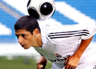 Cicinho trên đường đến Roma - 1