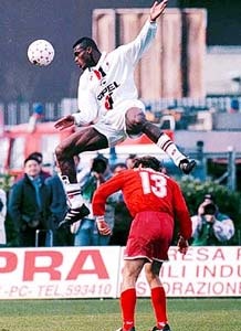 “Lyon không việc gì phải sợ Milan” - 1 “Lyon không việc gì phải sợ Milan” - 1