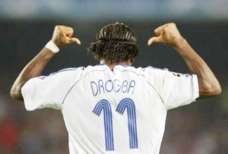 18 triệu bảng để Drogba ở lại Chelsea - 1 18 triệu bảng để Drogba ở lại Chelsea - 1