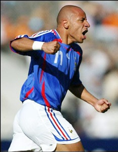 Cựu binh Thuram, Barthez vắng mặt - 1