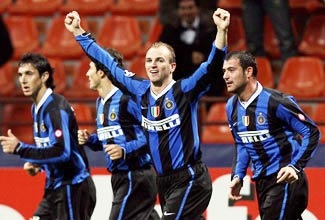 Nối tiếp cuộc bám đuổi tuyệt vọng - 1