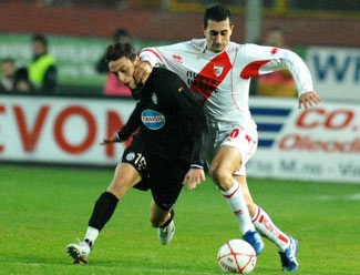 Juventus thua trận đầu tiên ở Serie B! - 1