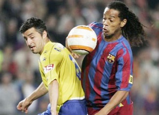 Vẫn lại là Ronaldinho!  - 1