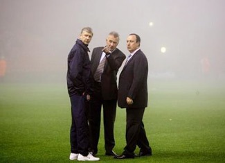 Bất bình vì bị hoãn thi đấu - 1