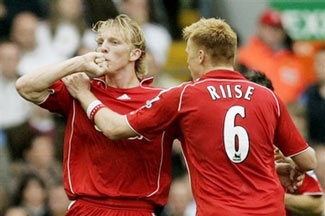 Arsenal buộc chia điểm, Liverpool vượt khách - 4