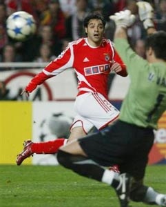 May mắn không thuộc về Barca - 2