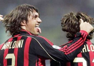 Maldini - Cứu rỗi một Milan! - 1