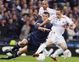 Arsenal quyết tâm mua Ribery, Marseille thờ ơ - 1