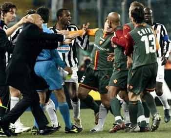 Juventus và Barca bị loại khỏi Cup quốc gia - 1