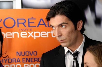 Ngôi sao Juventus quảng cáo mỹ phẩm L’Oreal - 7 Ngôi sao Juventus quảng cáo mỹ phẩm L’Oreal - 7